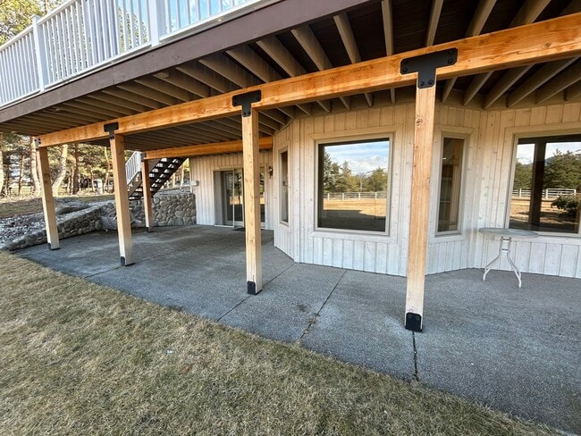 Photo - Spacious Daylight Apartment in Hamilton