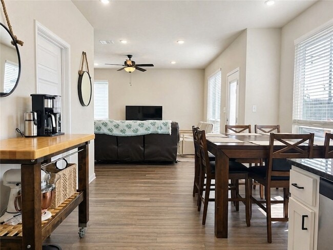 Photo - 4777 Native Tree Ln