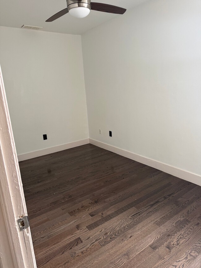 Photo - 1729 N 33rd St Unidad 1