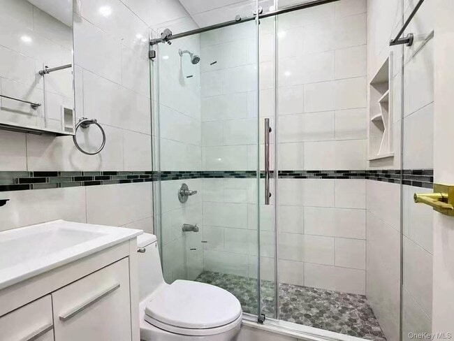Photo - 57-27 246th Pl