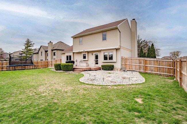 Photo - 115 Blue Cliff Pl