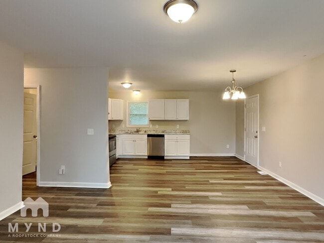 Photo - 729 Chandler Ave