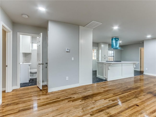 Photo - 2608 NW 37th St