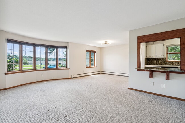 Photo - 4516 Highway 7 Unit 1