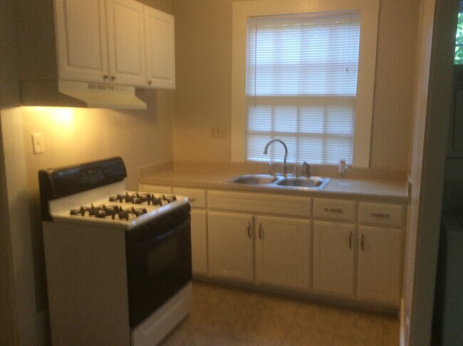 Photo - 1724 Forrest Ave. -A Unit A