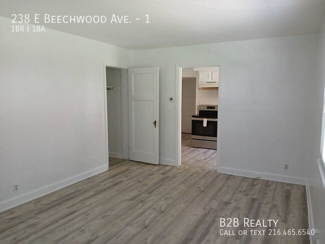 Photo - 238 E Beechwood Ave Unit 1