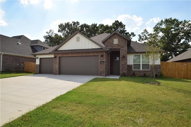 Building Photo - 3806 SW Pinecrest Dr Rental