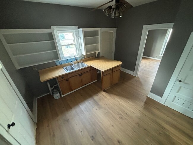 Photo - 306 E 7th Ave