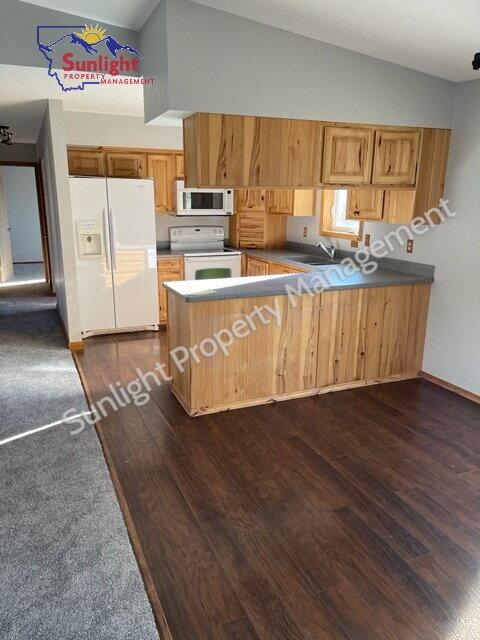 Photo - Beautiful 5 Bed 2 Bath With Views