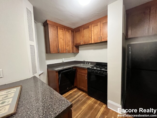 Photo - 1760 Beacon St Unit 2A