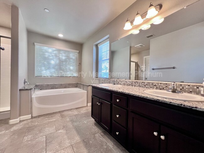 Photo - 3682 Friendship Ln