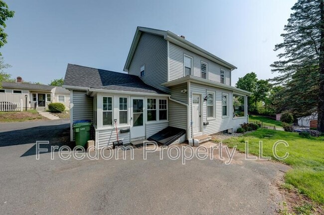 Photo - 154 Beecher St