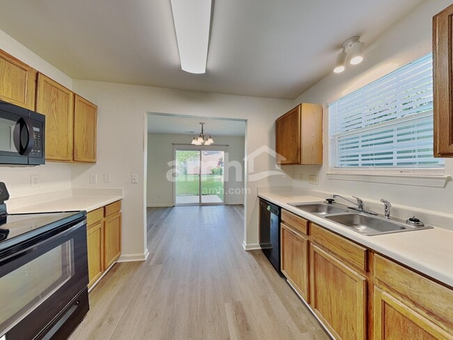 Photo - 1516 Clover Ridge Ct