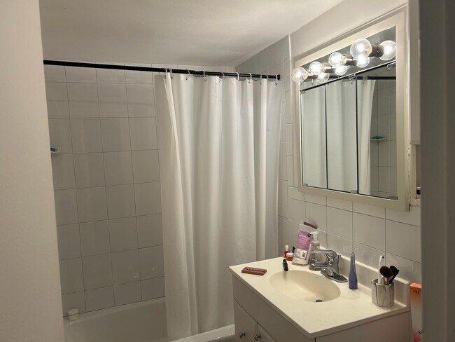 9060 Palisade Ave Unit 303