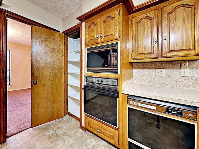 Photo - Property at Berridge Unidad 4726