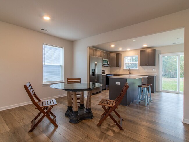 Photo - YEAR-ROUND RENTAL- UNFURNISHED - SINGLE FAMILY - GEORGETWON