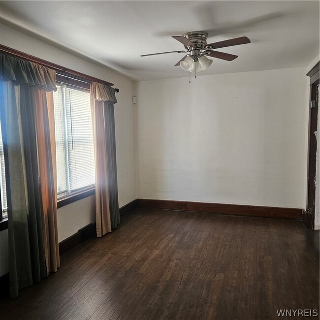 Photo - 733 Norfolk Ave