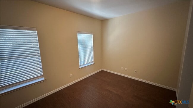 Photo - 834 Red Fern Dr