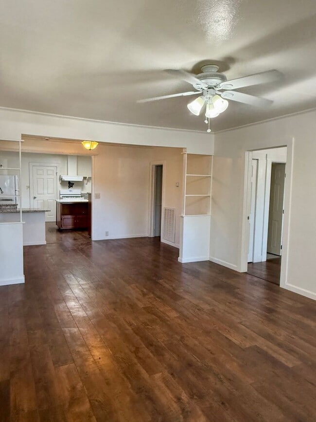 Photo - 3 Bedroom 1 Bath House!