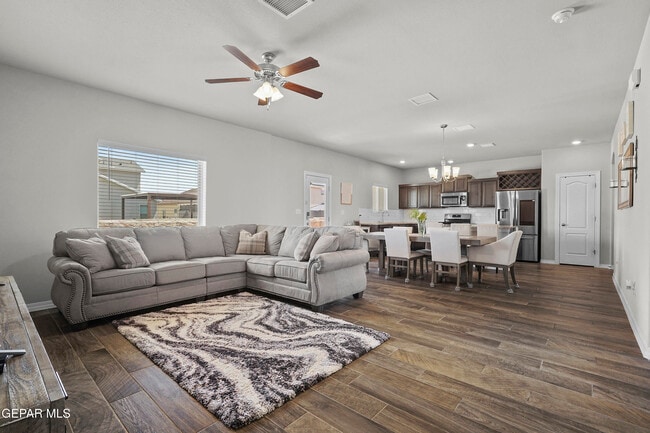 Photo - 12245 Desert Pine Ave