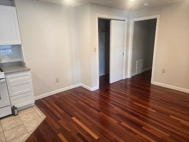 103 Alder St Unit 1