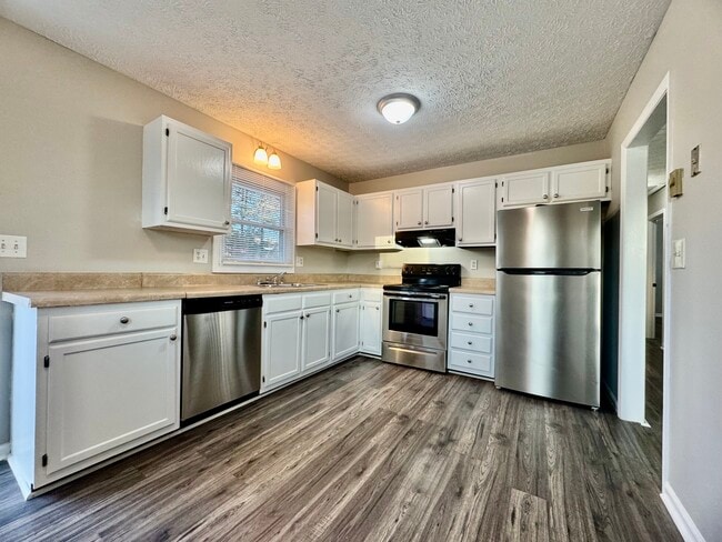 Photo - 875 Cambria St NW