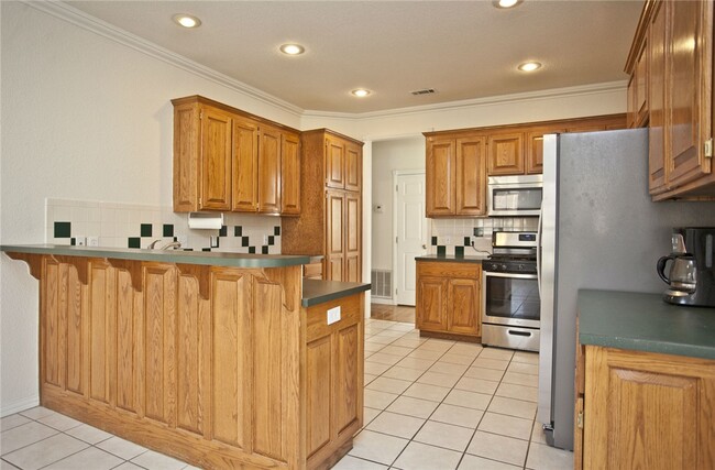 Photo - 310 Old Forge Dr