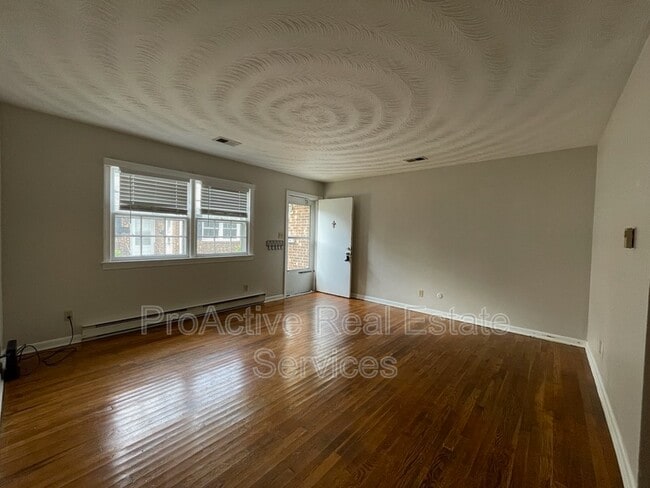 Photo - 9243 Atwood Ave Unidad A