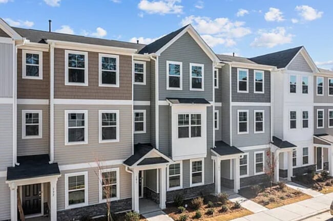 Photo - 183 Ivy Vine Wy