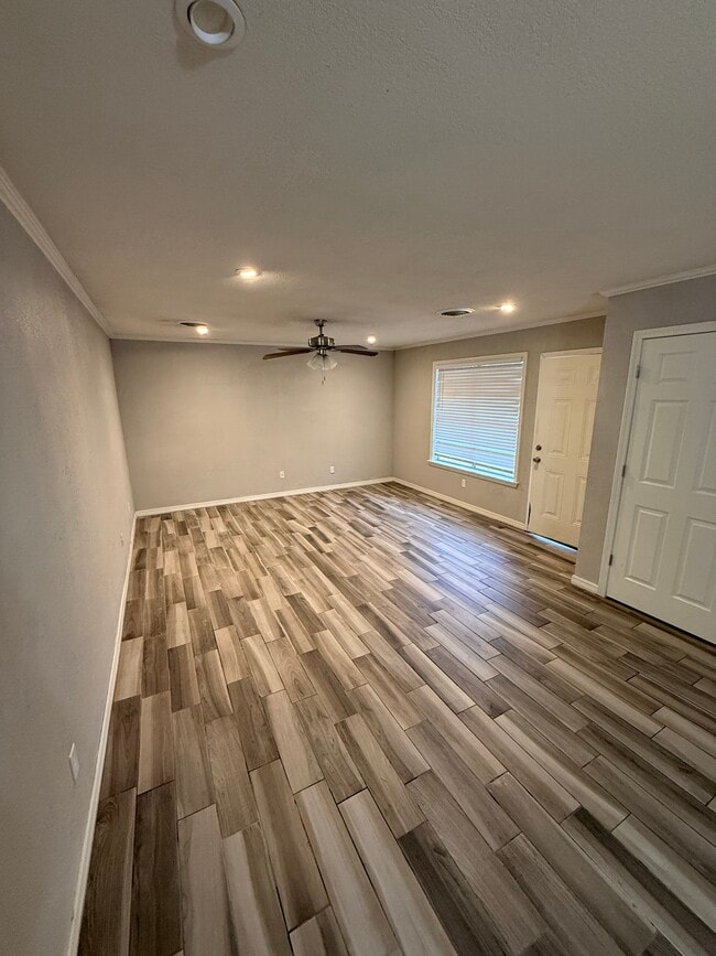 Photo - 819 Hardy Springs Cir Unit A