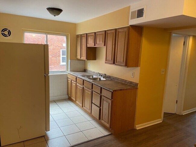 Photo - 2524 Flanigan Ct Unidad # 2