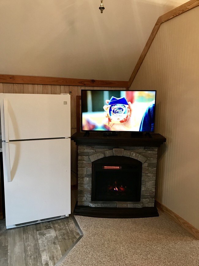 Full Fridge with ice maker - 631 Yeopim Rd Unit HomePlace