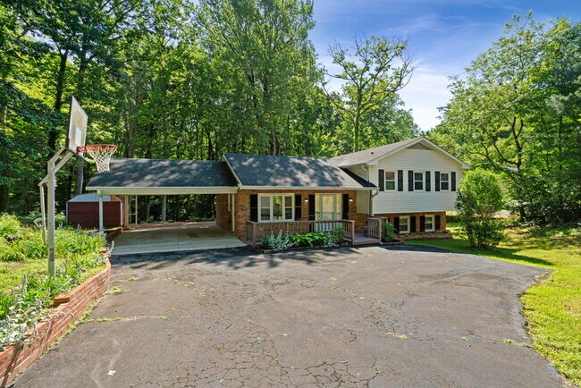 Photo - 13663 Van Doren Rd