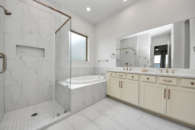 2995 Tantara Dr
