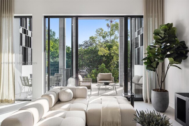 Photo - 92 SW 28th Rd