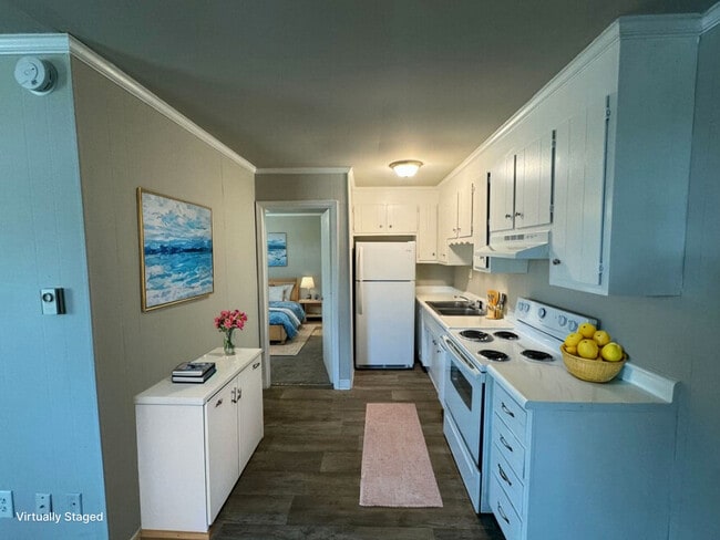 Photo - Huntwood Apartments