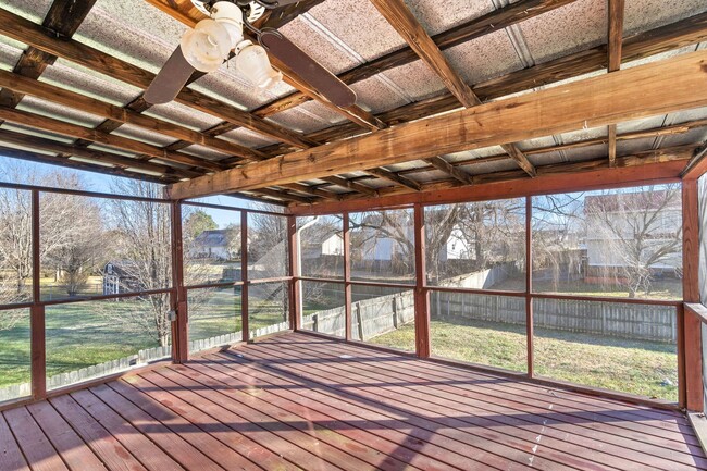 Photo - Quiet home near Fort Campbell- Waiting for you to call home