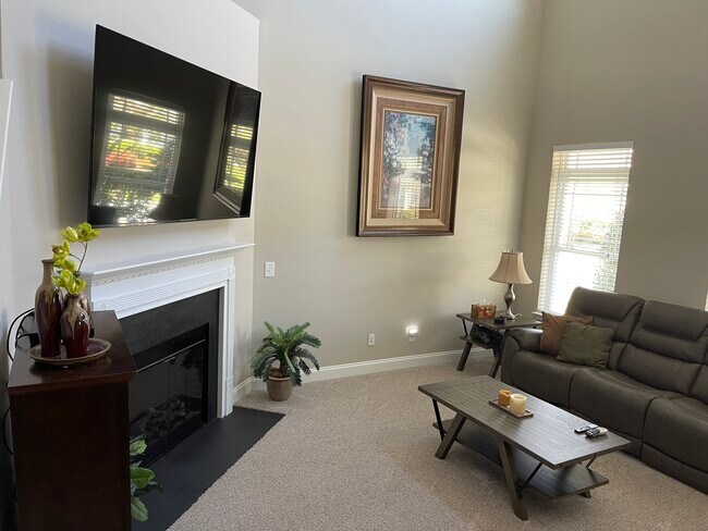 Photo - 224 Clearwater Cir