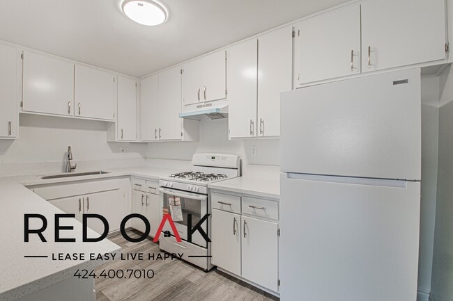 Photo - 10133 Pinewood Ave Unidad 18