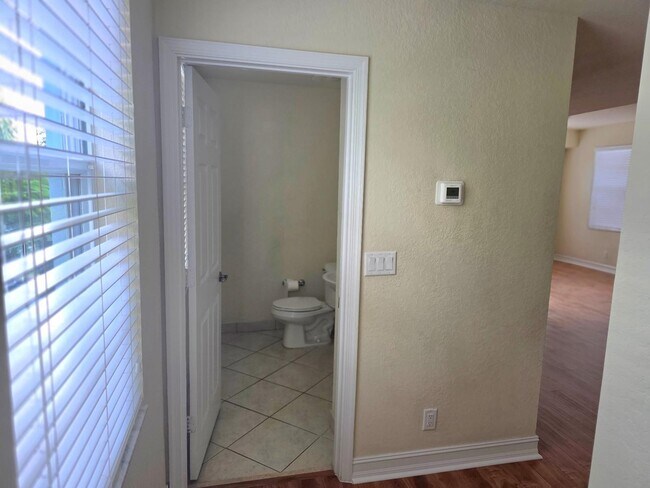 Photo - 603 N St