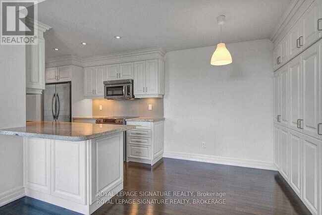 Photo - 15 Rean Dr Unit 405