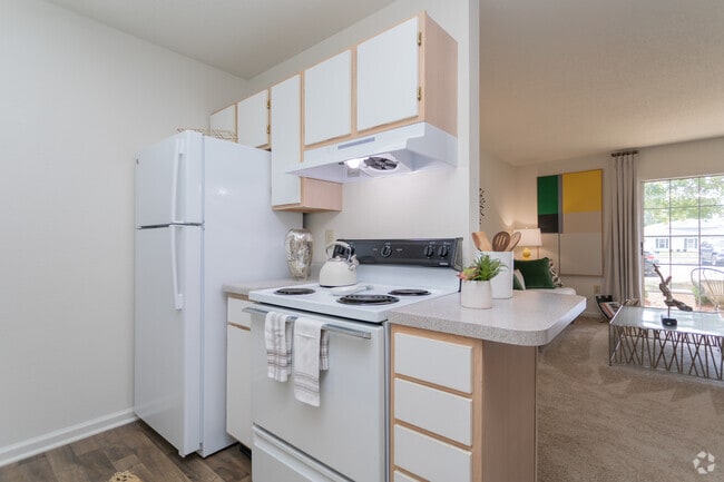 2BR, 2BA - 862SF