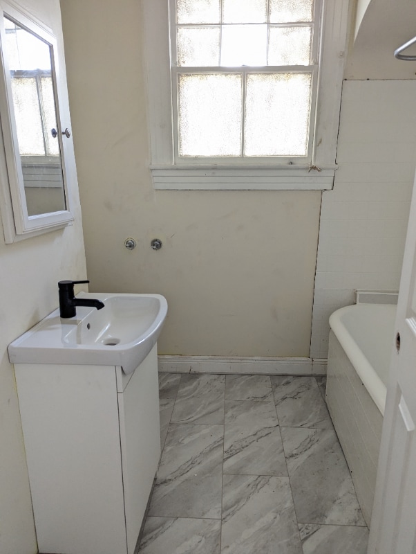 Photo - 2546 Myrtle St