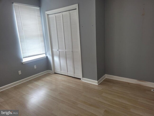 Photo - 7115 Edmund St