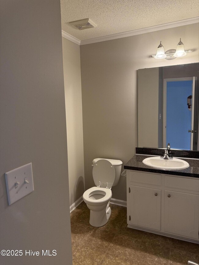 Photo - 1222 Cross Creek Cir