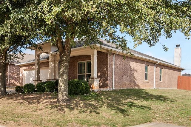 Photo - 1449 Elkford Ln