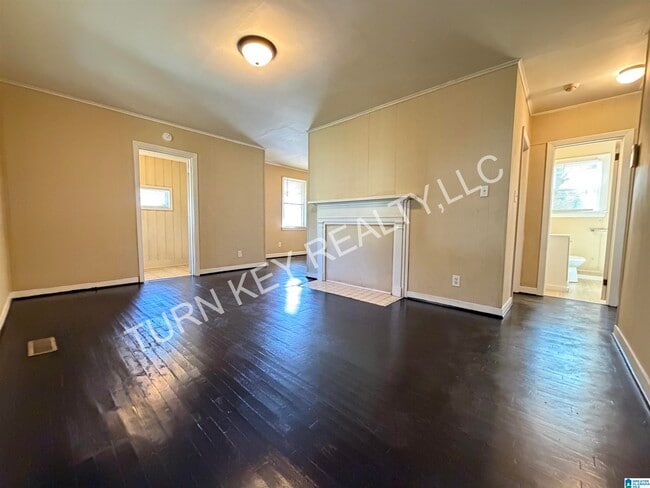 Photo - 305 McPherson Ave