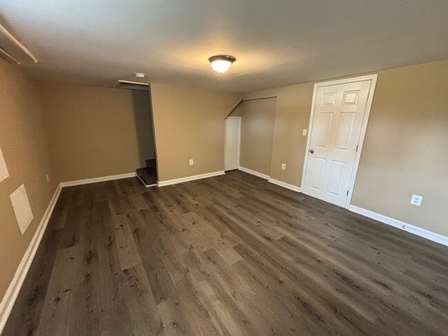 Photo - 3 Bedrooms plus Finished basement