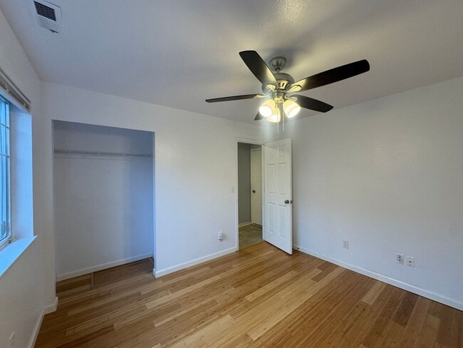 Photo - 11219 3rd Ave E