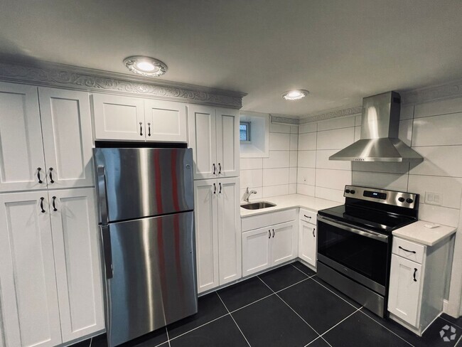 Building Photo - 264 Lombard St Unit BA Rental